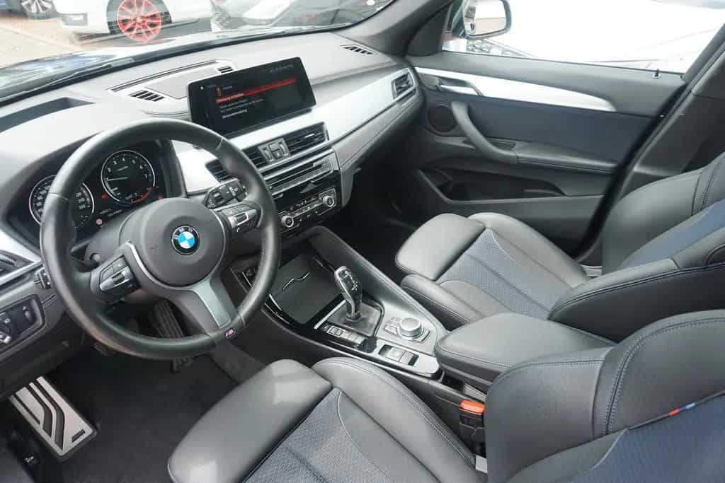BMW X1 sDrive18i M-Paket Aut. LED Navi Head-Up AHK 01/2020-photo-6