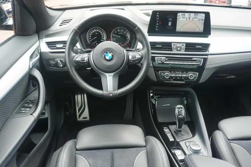 BMW X1 sDrive18i M-Paket Aut. LED Navi Head-Up AHK 01/2020-photo-8