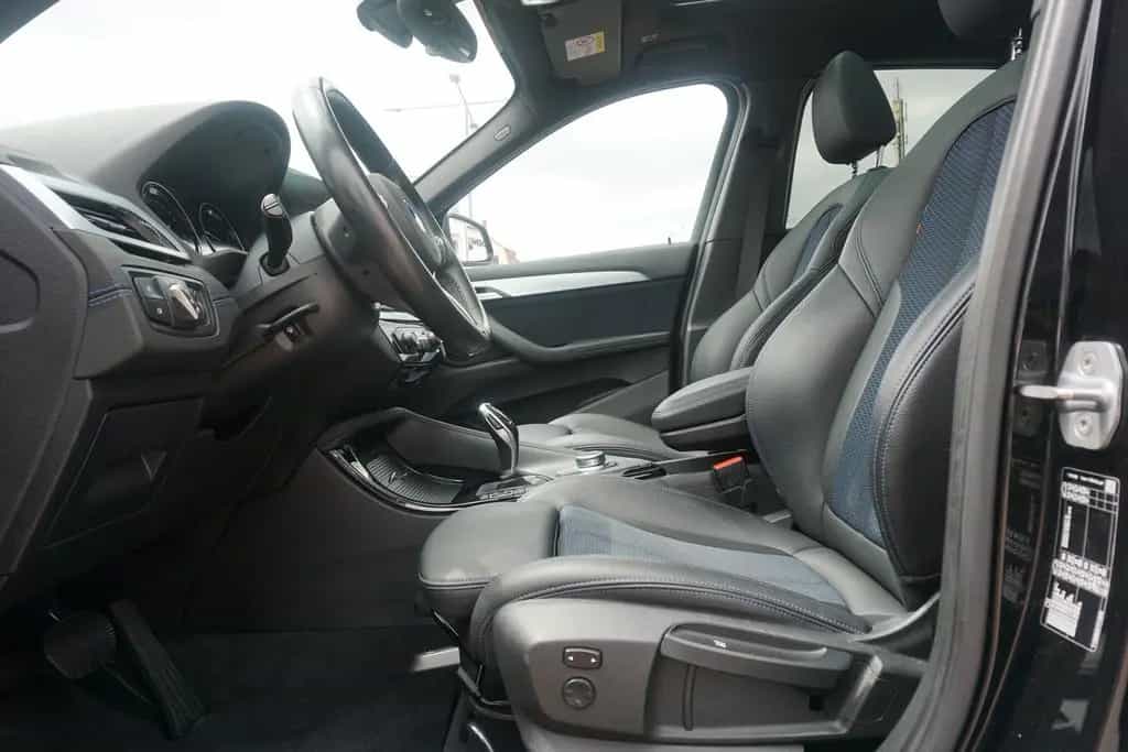 BMW X1 sDrive18i M-Paket Aut. LED Navi Head-Up AHK 01/2020-photo-9