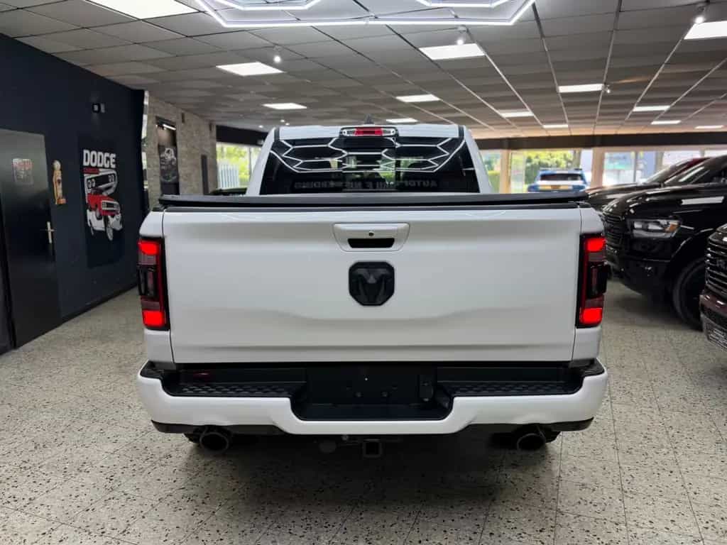 Dodge RAM 5.7 HEMI 4X4 / Sport Night-Edt. / CrewCab / 01/2020-photo-13