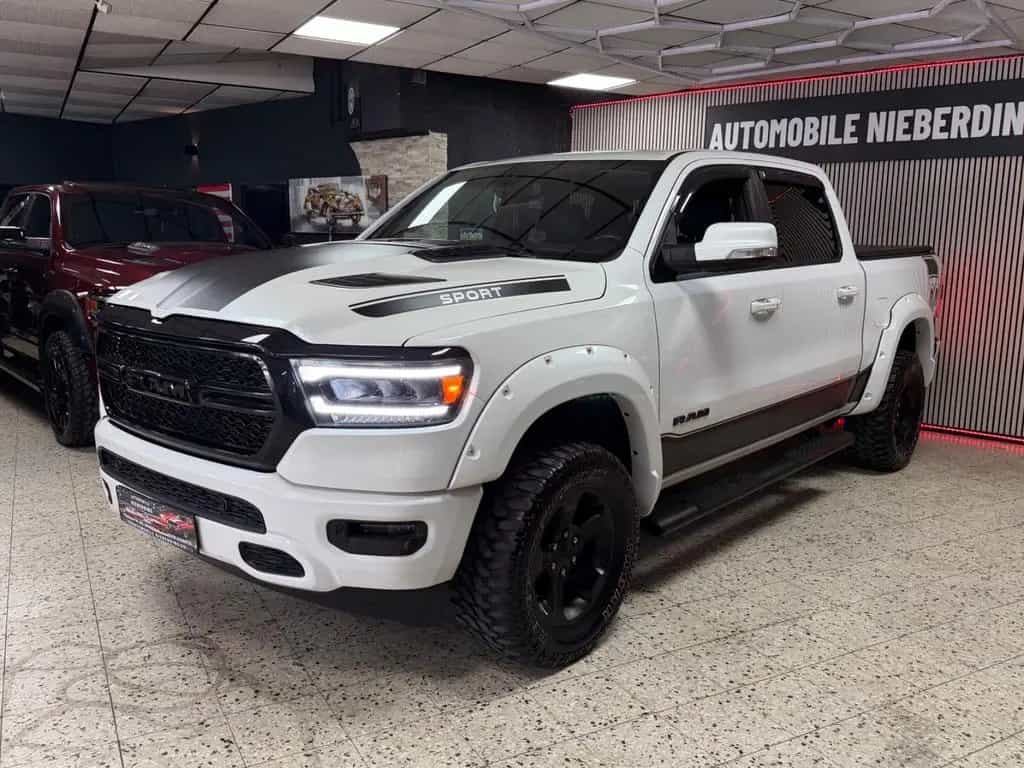 Dodge RAM 5.7 HEMI 4X4 / Sport Night-Edt. / CrewCab / 01/2020-photo-6