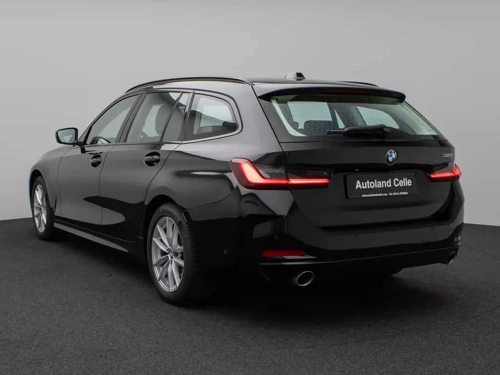 BMW 318 i Kamera DAB Sportlenkrad CockPit+ Alarm LED 06/2025-photo-8