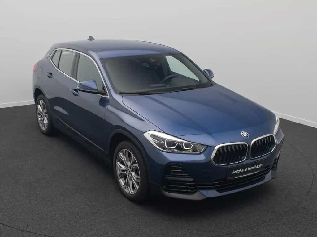 BMW X2 sD18i GeschwindigReg DAB ParkAs Sportsitz 18" 10/2020-photo-2