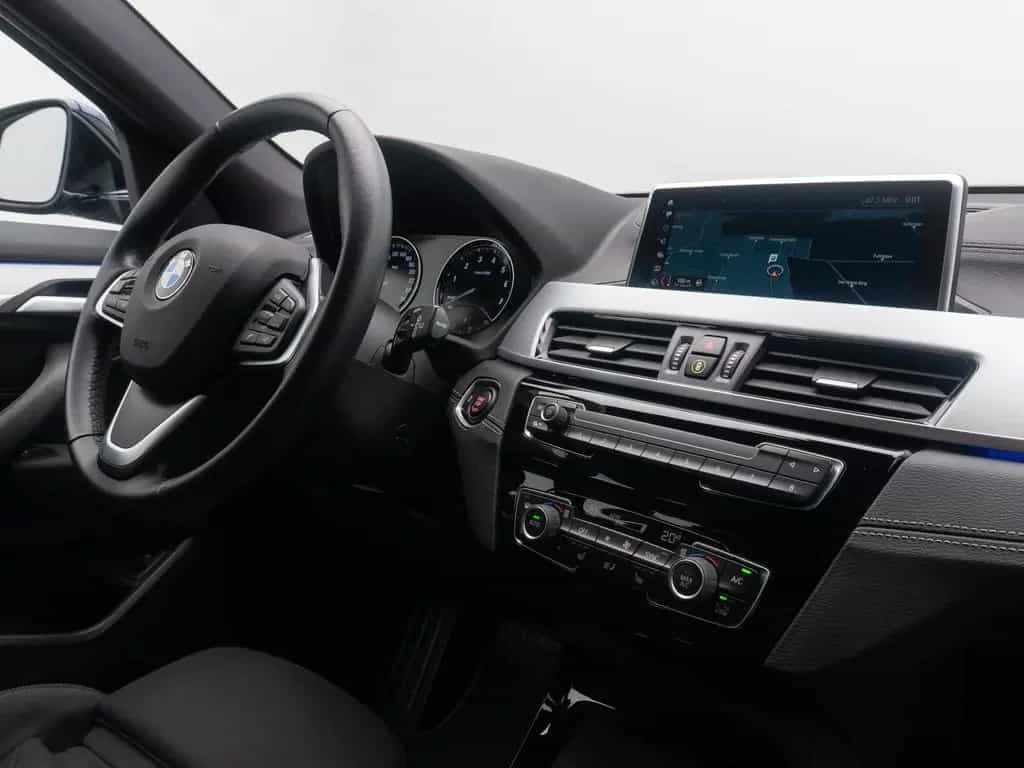 BMW X2 sD18i GeschwindigReg DAB ParkAs Sportsitz 18" 10/2020-photo-34