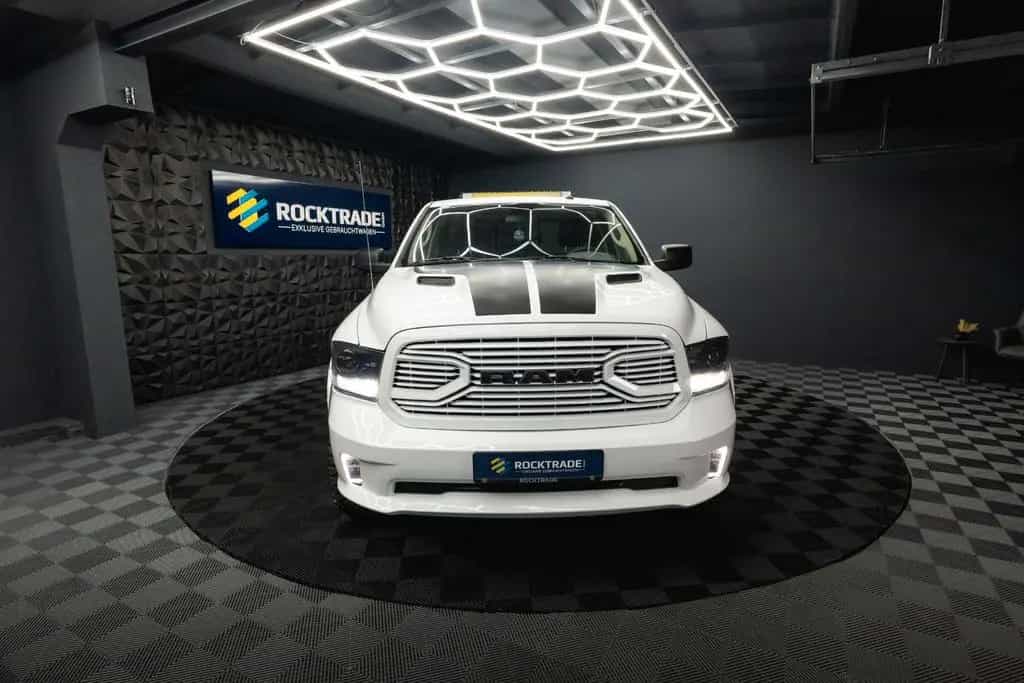 Dodge RAM 5.7 V8 HEMI 4x4 SingleCab MAXI LONGBED *LED* 01/2020-photo-2