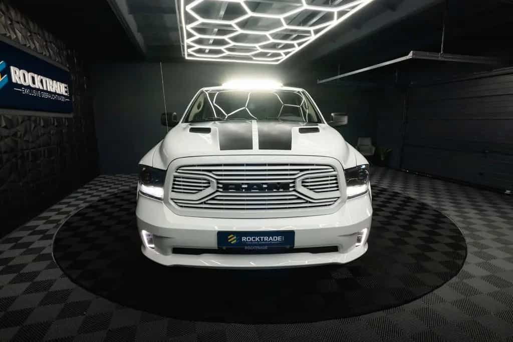 Dodge RAM 5.7 V8 HEMI 4x4 SingleCab MAXI LONGBED *LED* 01/2020-photo-4