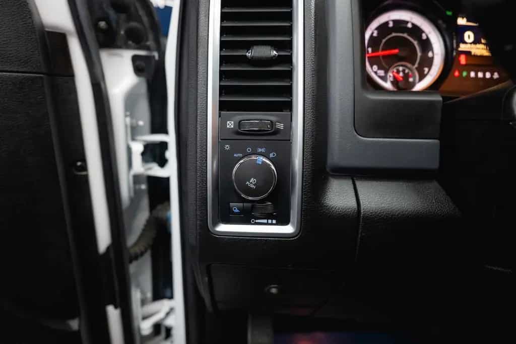Dodge RAM 5.7 V8 HEMI 4x4 SingleCab MAXI LONGBED *LED* 01/2020-photo-43