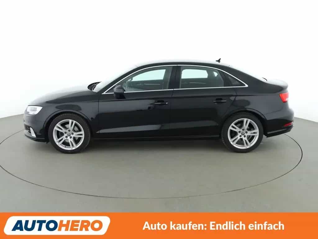 Audi A3 Limousine 35 TFSI Sport Aut.*NAVI*XENON*PDC* 02/2019-photo-2