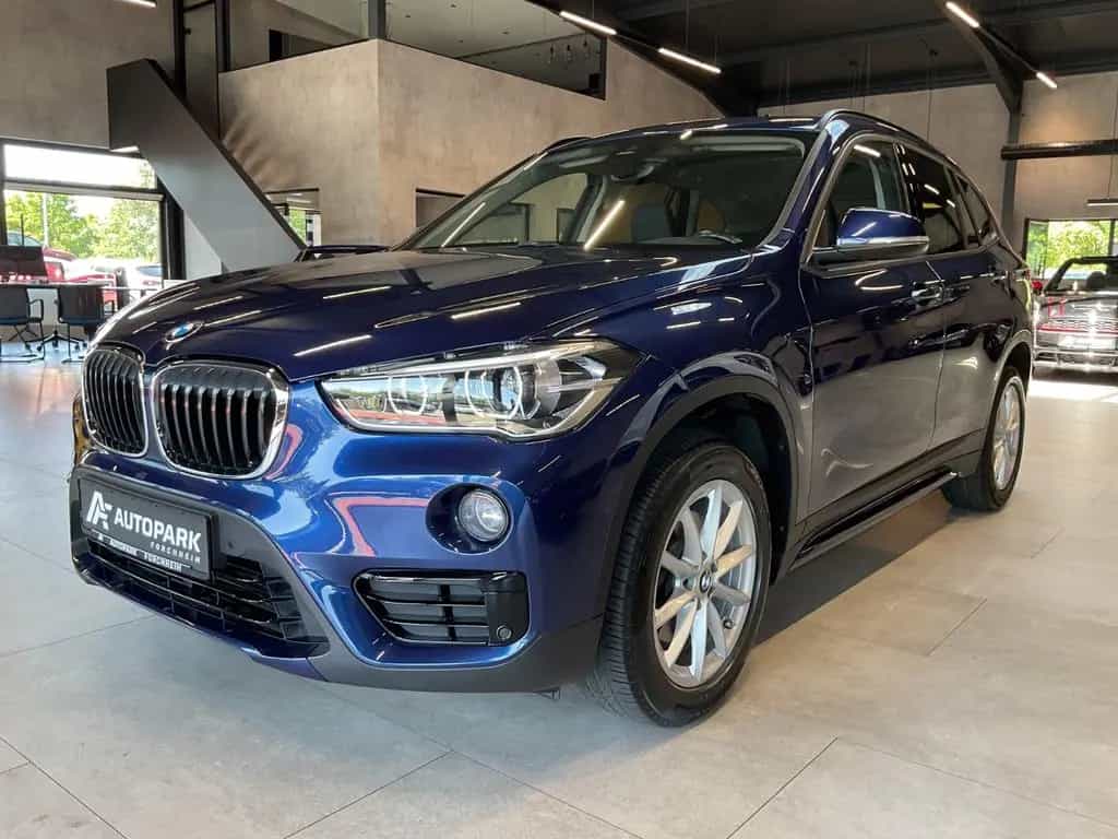 BMW X1 sDr. 18d Sport Line AHK LED Navi 05/2018-photo-18