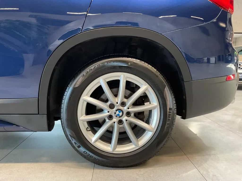 BMW X1 sDr. 18d Sport Line AHK LED Navi 05/2018-photo-43