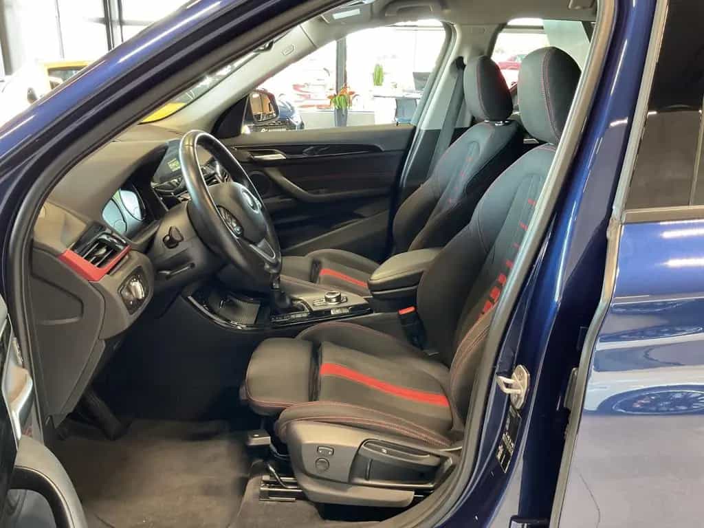 BMW X1 sDr. 18d Sport Line AHK LED Navi 05/2018-photo-6