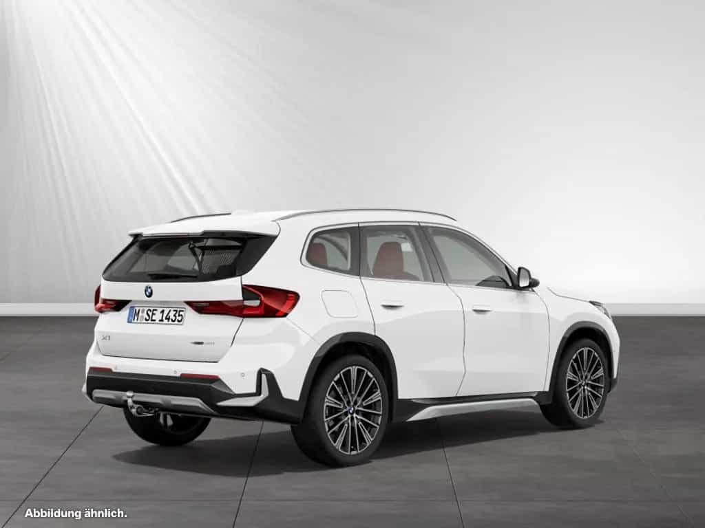 BMW X1 sDrive20i xLine|Anhängerk.|DA+|Harman/Kardon 09/2025-photo-1