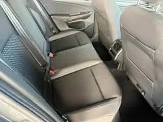 Volkswagen Golf 2.0 TDI SCR DSG ACTIVE 09/2022-photo-3