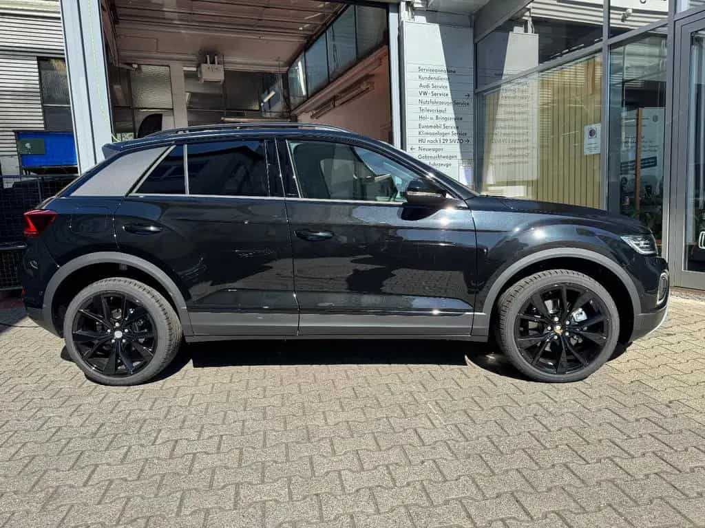 Volkswagen T-Roc Style 1.5 TSI DSG -Panorama+AHK+BlackStyle 12/2025-photo-17