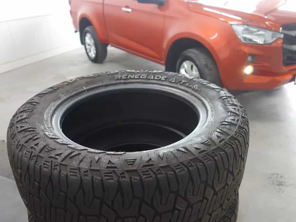 Isuzu D-Max Single Cab 4WD L Automatik Klima AHK PDC 04/2024-photo-6