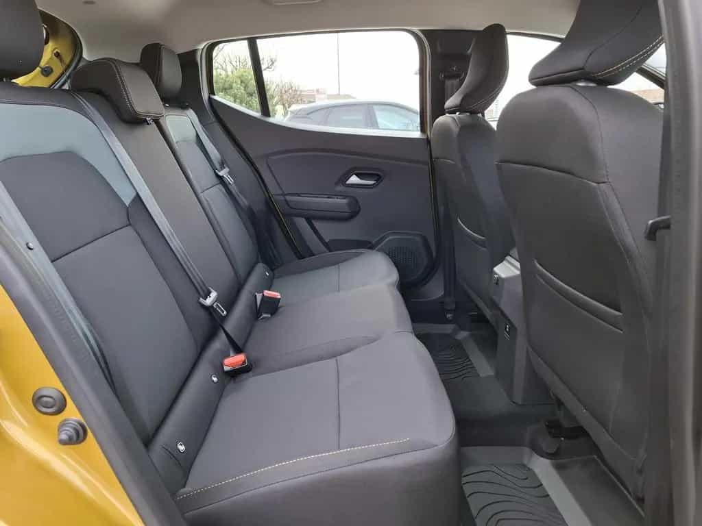 Dacia Sandero Stepway TCe 110PS Extreme 06/2026-photo-11