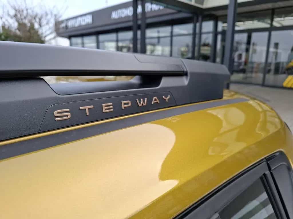 Dacia Sandero Stepway TCe 110PS Extreme 06/2026-photo-37