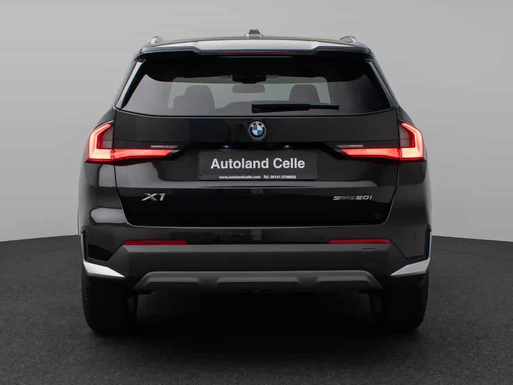 BMW X1 sD20i Kamera DAB Sport Komfort AHK 18Zoll 12/2024-photo-7