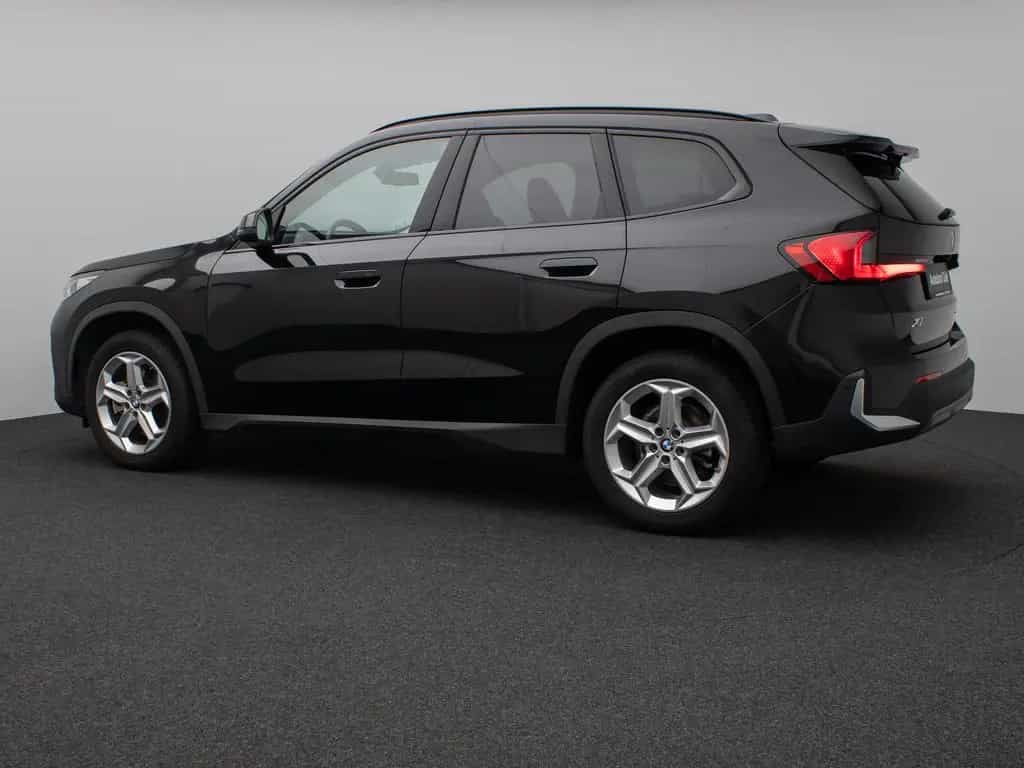 BMW X1 sD20i Kamera DAB Sport Komfort AHK 18Zoll 12/2024-photo-9