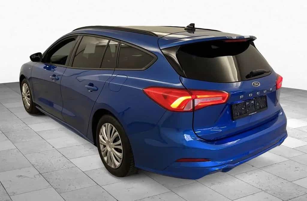 Ford Focus ST-Line X Pano*18*Kamera*B&O*AHK*LED*DAB 10/2021-photo-3