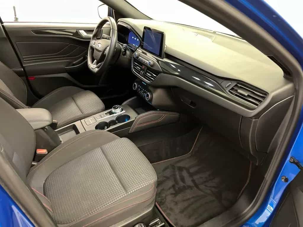 Ford Focus ST-Line X Pano*18*Kamera*B&O*AHK*LED*DAB 10/2021-photo-7
