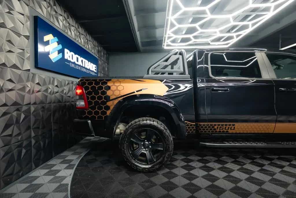 Dodge RAM 5.7 V8 HEMI 4x4 Offroad Night-Edition  LPG 07/2021-photo-16
