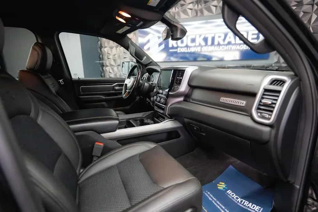 Dodge RAM 5.7 V8 HEMI 4x4 Offroad Night-Edition  LPG 07/2021-photo-43