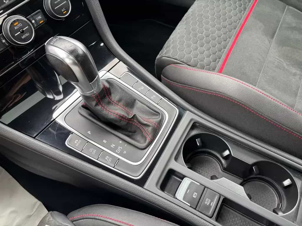 Volkswagen Golf VII Lim. GTI Performance DSG LED Pano Navi 03/2019-photo-21