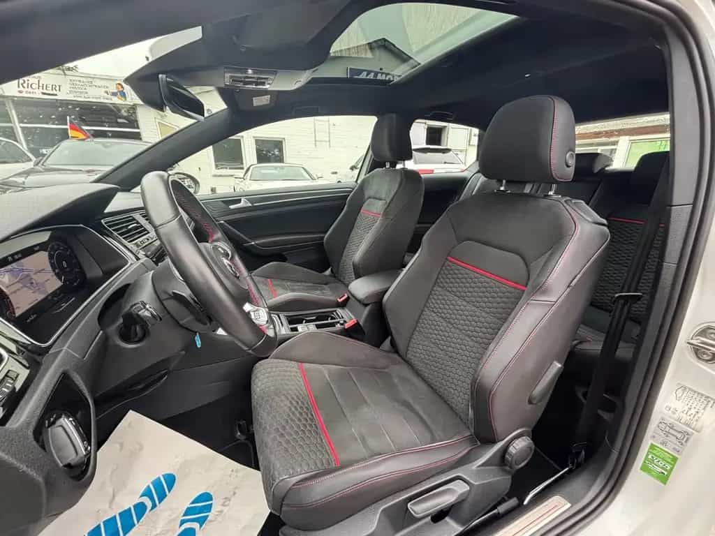 Volkswagen Golf VII Lim. GTI Performance DSG LED Pano Navi 03/2019-photo-4