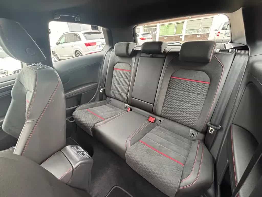Volkswagen Golf VII Lim. GTI Performance DSG LED Pano Navi 03/2019-photo-5