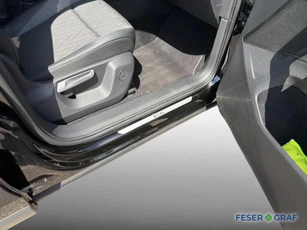 Volkswagen Tiguan 1.5 TSI DSG GOAL AHK KAM NAVI SHZ ACC APP 12/2025-photo-13