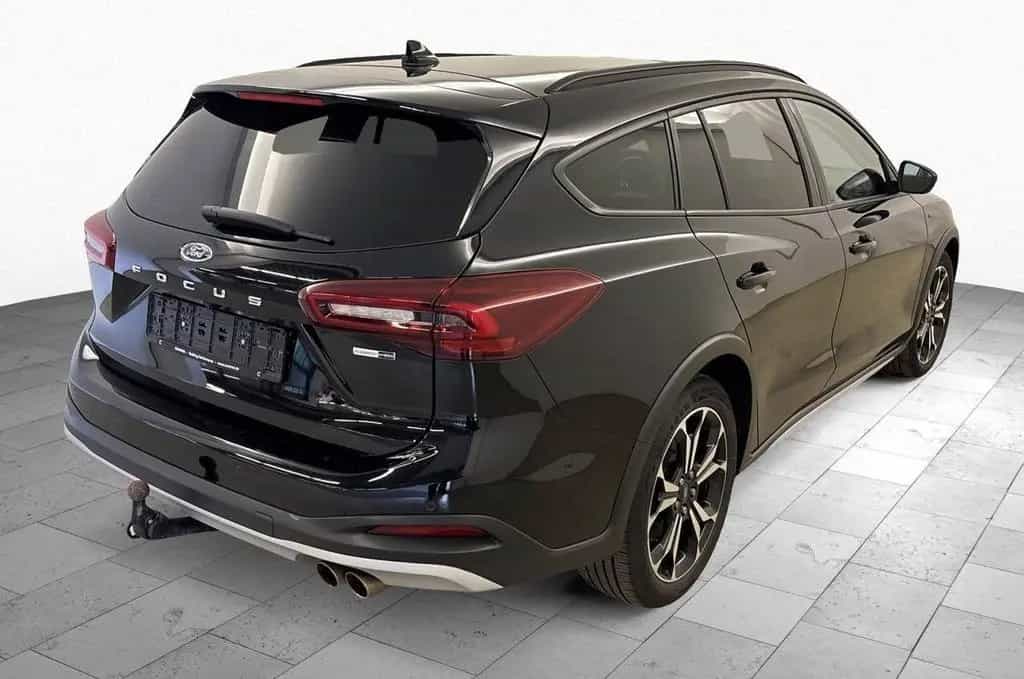 Ford Focus Active X Pano*Kamera*B&O*Matrix*HUD*AHK 12/2022-photo-1