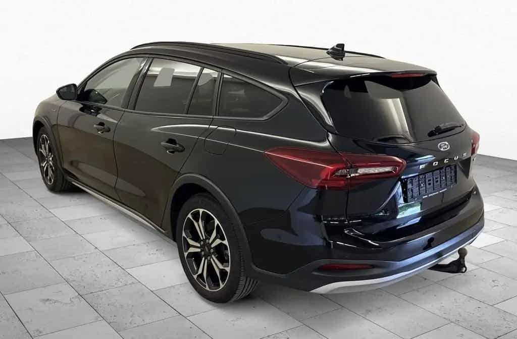 Ford Focus Active X Pano*Kamera*B&O*Matrix*HUD*AHK 12/2022-photo-3