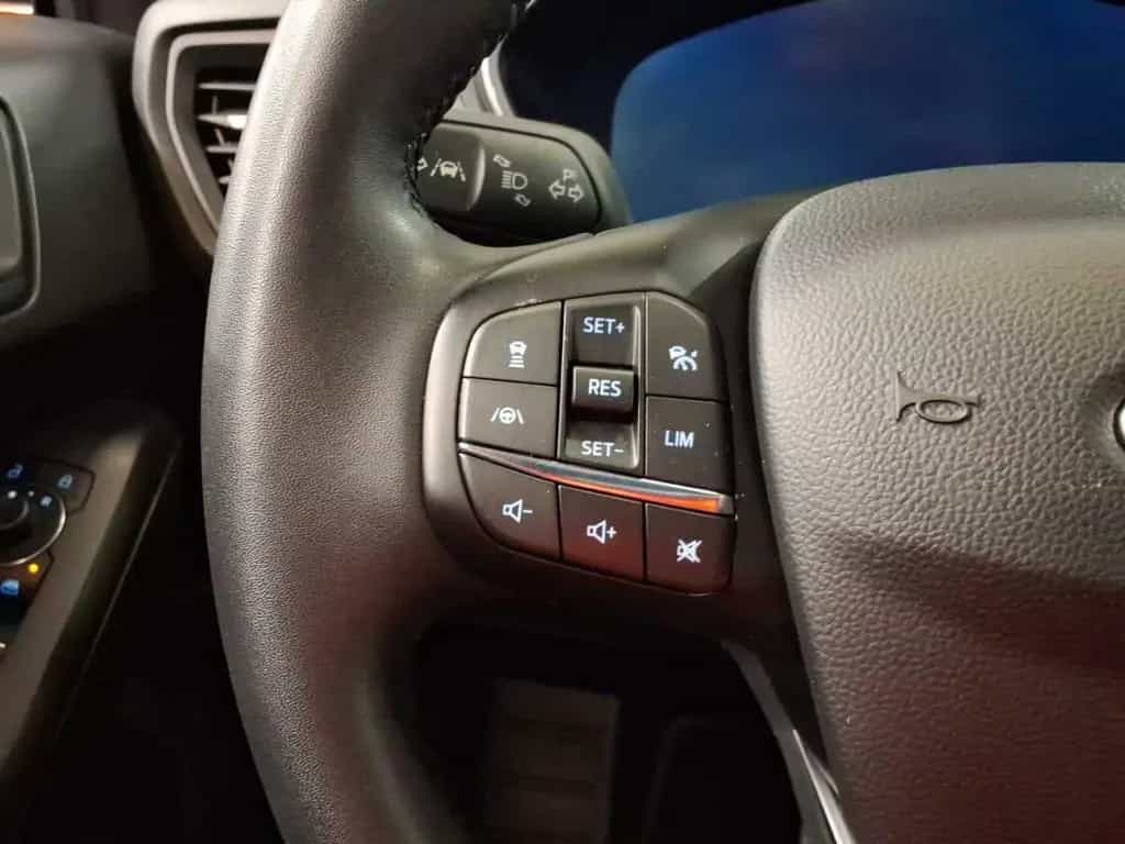 Ford Focus Active X Pano*Kamera*B&O*Matrix*HUD*AHK 12/2022-photo-8
