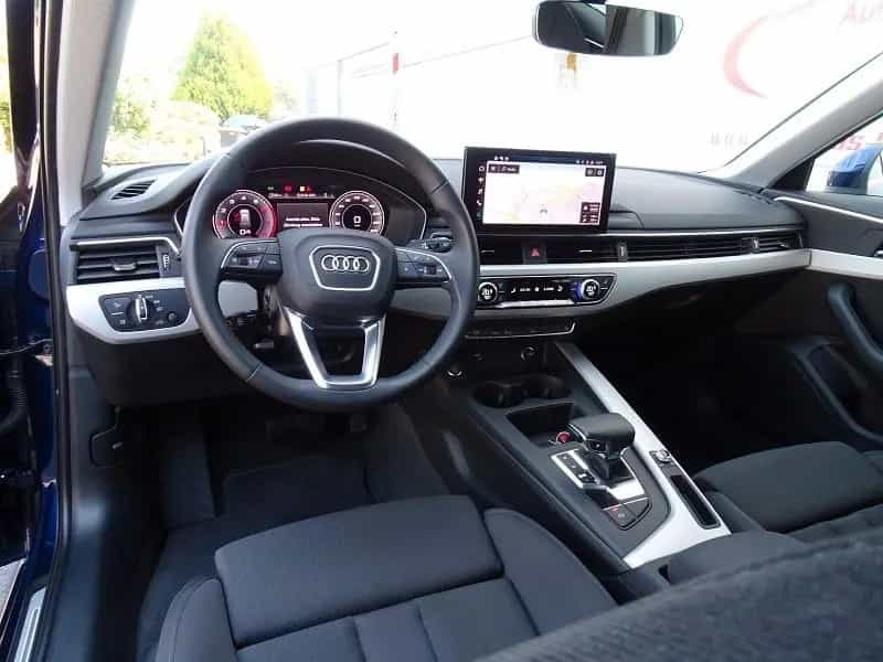 Audi A4 Avant 40 TFSI S-tronic S line 07/2023-photo-10