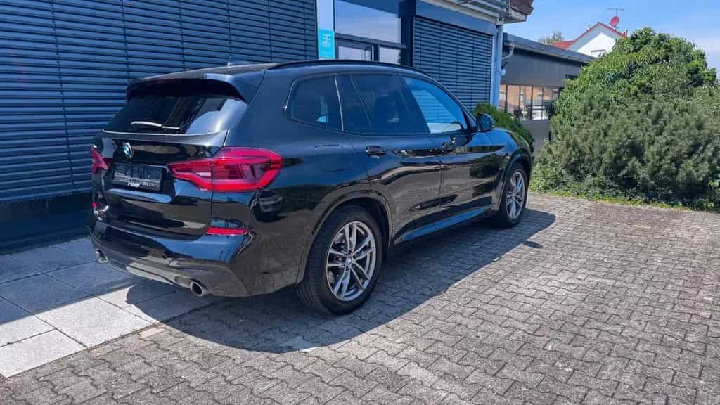 BMW X3 xDrive30i M-Sport *AHK*Pano*Driving Assistant 09/2019-photo-5