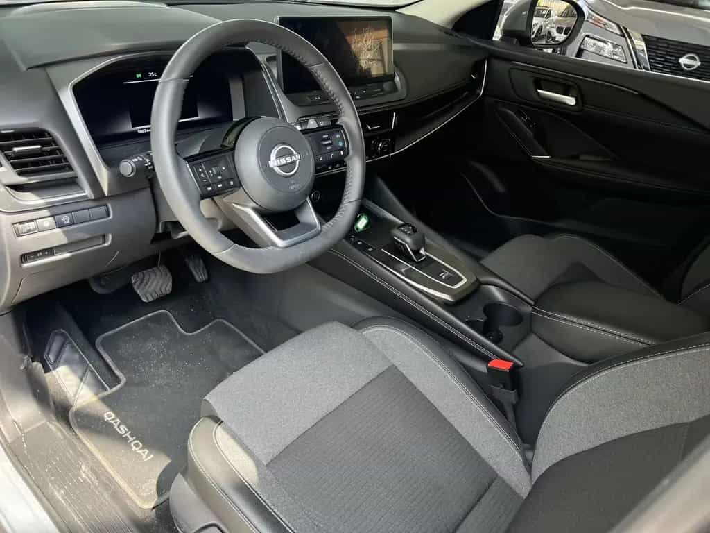Nissan Qashqai N-Connecta Carplay X-Tronic 360° Kamera 04/2025-photo-2