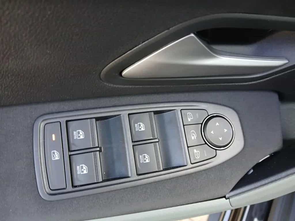 Dacia Duster Extreme HYBRID 140 09/2025-photo-10