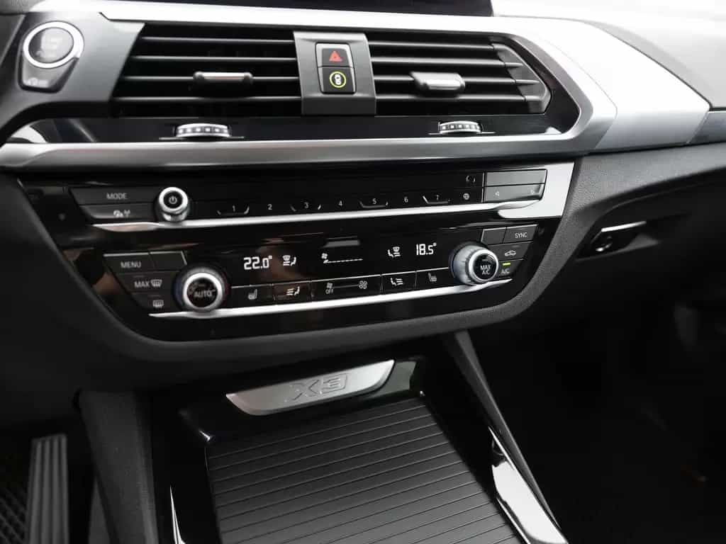 BMW X3 xDrive20i Advantage HUD LED NAVI SHZ PDC 04/2020-photo-18