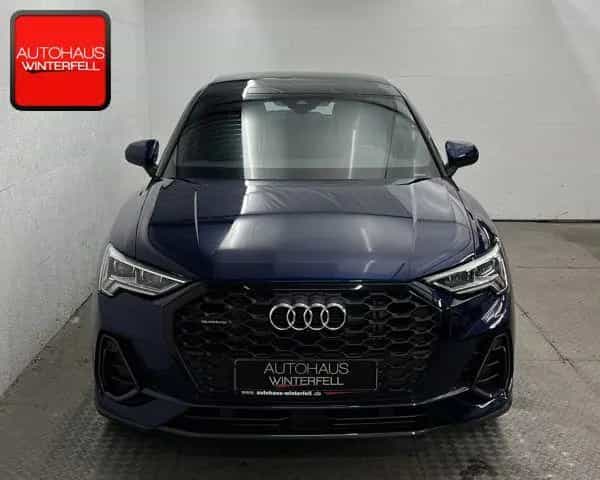 Audi Q3 Sportback 45 TFSI qu S line PANO+360+MATRIX+ 11/2024-photo-5