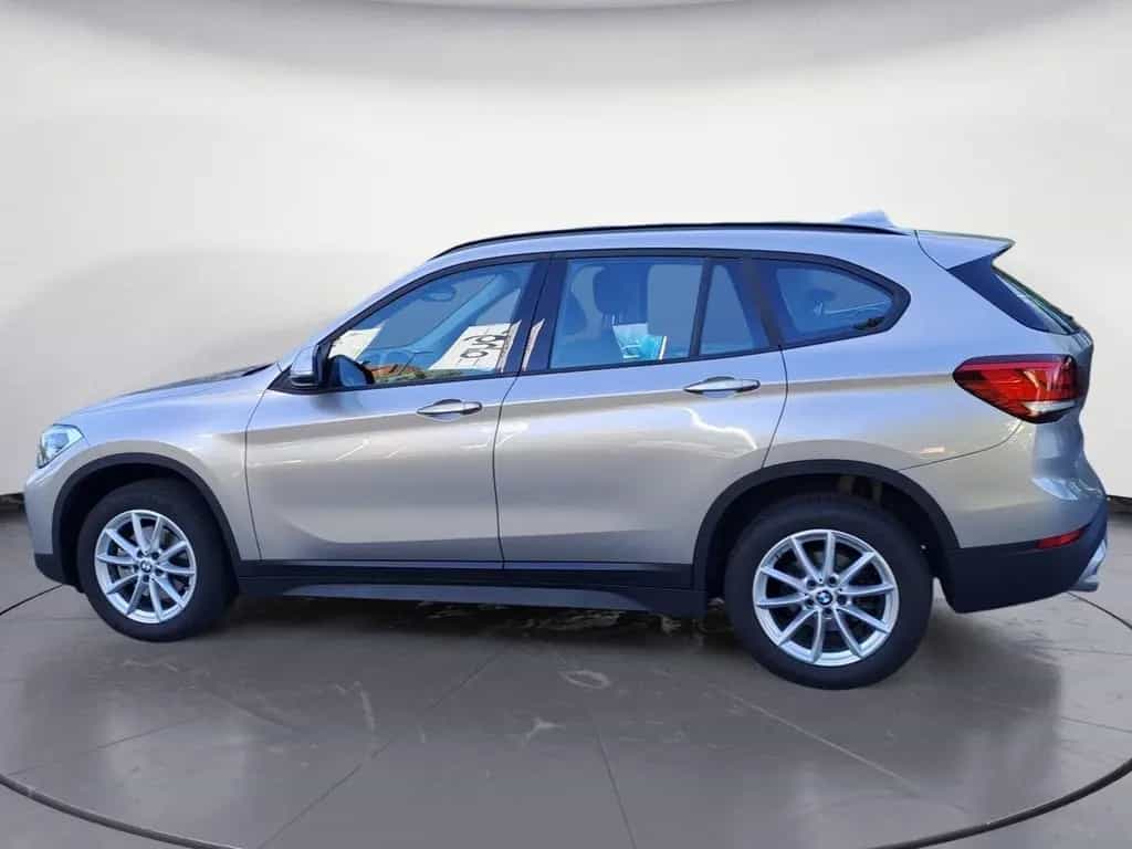 BMW X1 sDrive18i Advantage Klimaaut. AHK PDC 06/2022-photo-2