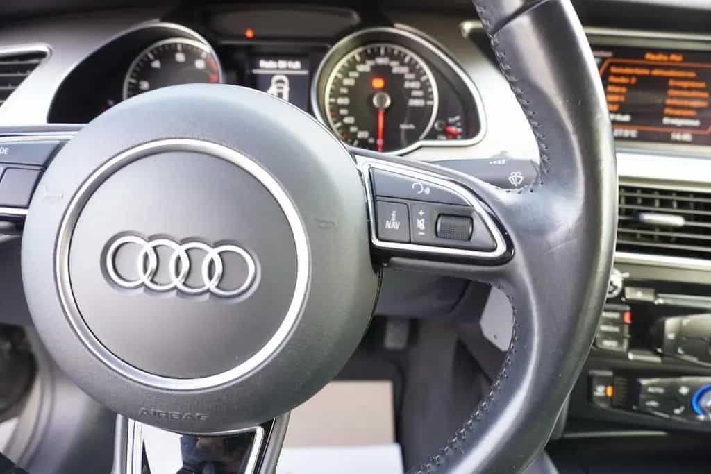 Audi A5 Cabriolet 1.8 TFSI * GARANTIE * 01/2015-photo-26