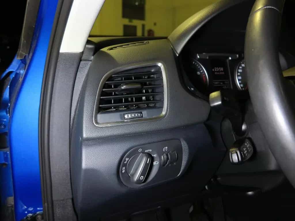 Audi Q3 1.4 TFSI cylinder on demand S tronic eSAD Nav 05/2015-photo-23