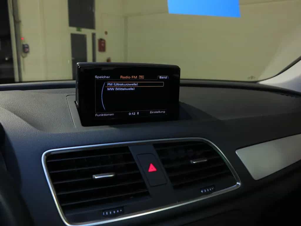 Audi Q3 1.4 TFSI cylinder on demand S tronic eSAD Nav 05/2015-photo-36