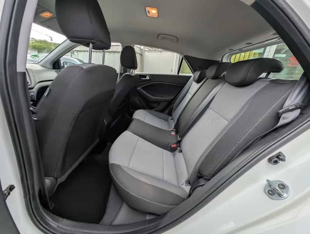 Hyundai i20 Active Blue Trend*2.Hand*Temp*PDC*Shz*TüvNeu 12/2016-photo-10