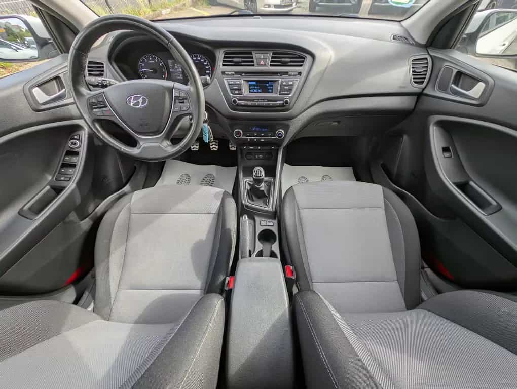 Hyundai i20 Active Blue Trend*2.Hand*Temp*PDC*Shz*TüvNeu 12/2016-photo-15