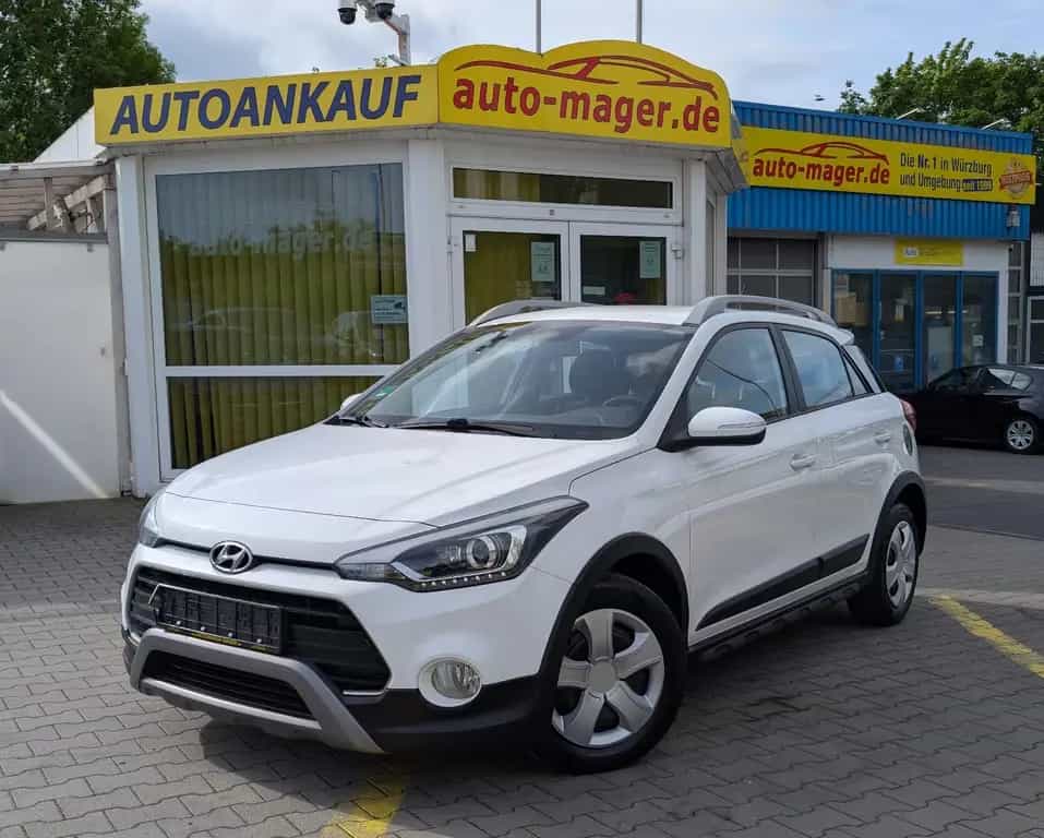 Hyundai i20 Active Blue Trend*2.Hand*Temp*PDC*Shz*TüvNeu 12/2016-photo-2