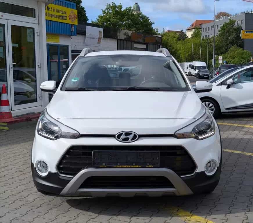 Hyundai i20 Active Blue Trend*2.Hand*Temp*PDC*Shz*TüvNeu 12/2016-photo-3