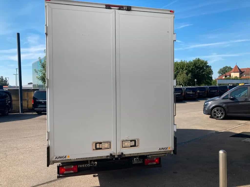 Iveco Other ANDERE Daily Fahrgestell Einzelkabine 04/2022-photo-3
