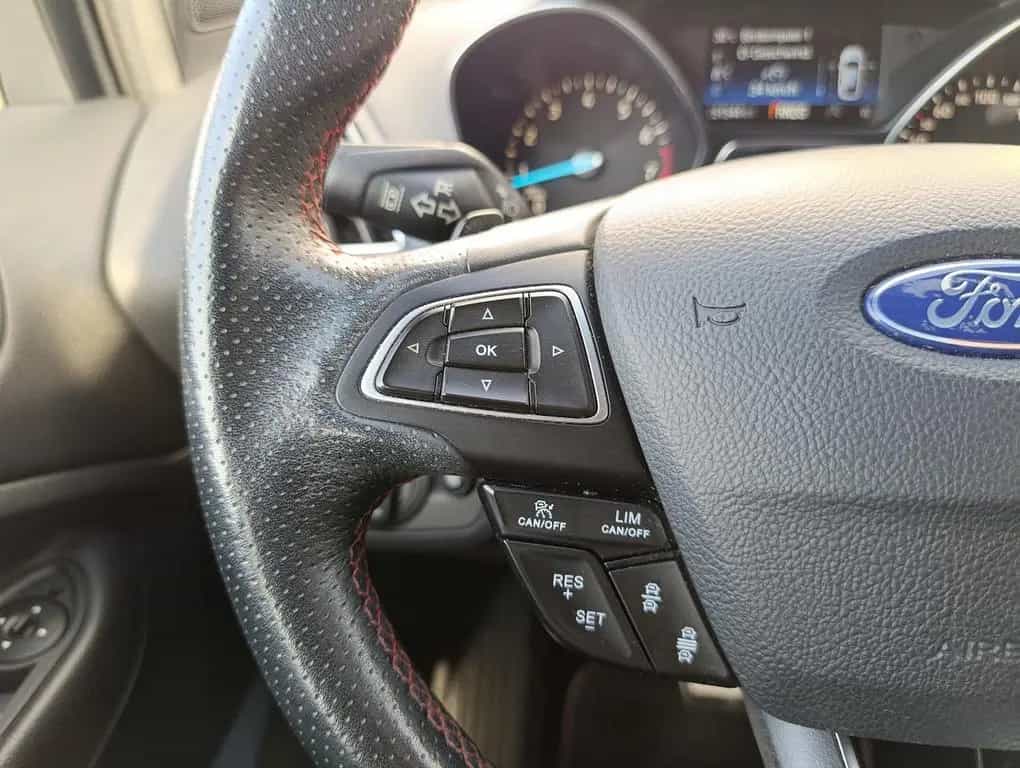 Ford Kuga ST-Line 4WD Alcantara Navi SHZ LHZ PDC 04/2019-photo-18